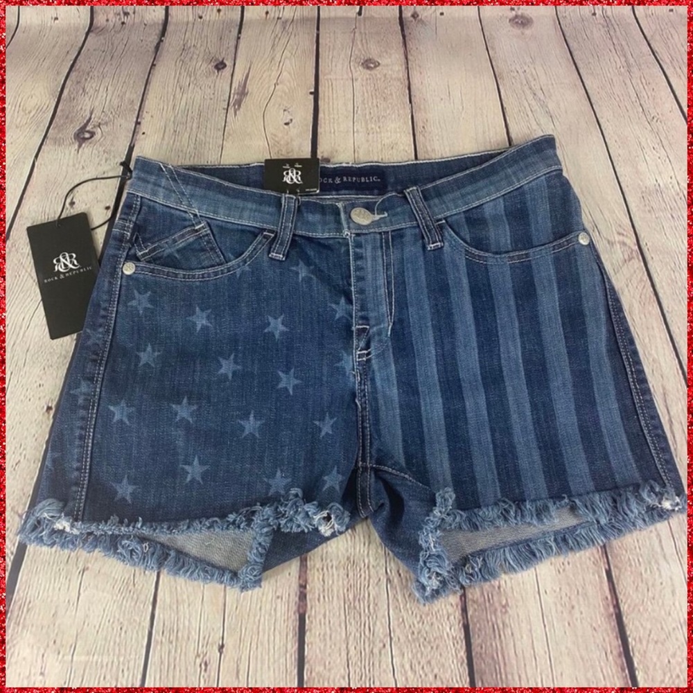Lolita Short